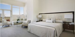 The Avenue Hollywood Gallery 12