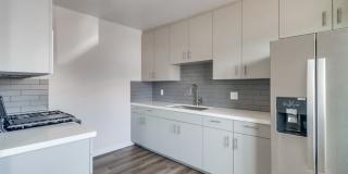 Welcome to your ideal rental in the charming community of Imperial Beach! Gallery 4