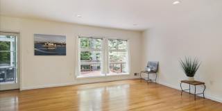 ONE LEVEL LIVING!! in Potomac 4-5 bed 4 baths / Close in Potomac Gallery 19
