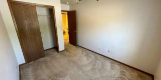 225 Hyland Gallery 39