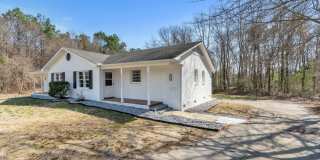 207 James Street Gallery 1