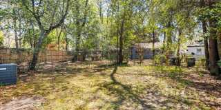 Charming Duplex Near Daffin Park with Private Fenced Yard and Off-Street Parking Gallery 21