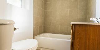 723-25 N Central Ave Gallery 3