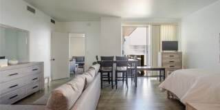 321 S San Vicente Boulevard Gallery 17