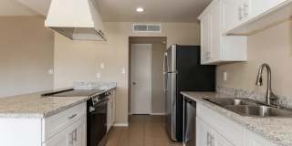 2618 Sater Street Gallery 7