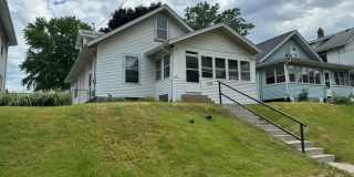 Large Augustana Rental Home Gallery 1