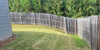 One level home with 2 Car Garage! Gallery 36