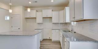 323 Suncrest Court Gallery 9