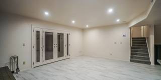 Exceptional 6-Bedroom Residence Near ASU with Garage & Modern Conveniences Gallery 17