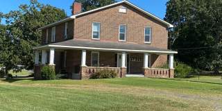 1 Bedroom, 1 Bathroom apartment! Gallery 1