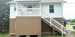 1000 1/2 Van Buren Avenue Gallery 1