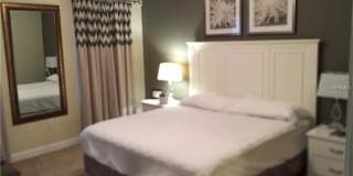 GORGEOUS SINGLE FAMILY HOME, PROFESSIONALLY DECORATED, FULLY FURNISHED Gallery 8