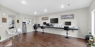 Spring River Luxury Apartment Homes Gallery 33