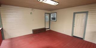 $500 move-in special_Spacious Country Club Home | 3-Car Garage + Basement Bonus Area Gallery 24