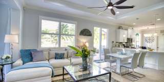 Seasonal Short-Term 2 Bedroom 2 Bathroom Single Family Home in Venetian Golf & River Club! Gallery 25