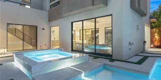 19 GARDEN RAIN Drive Gallery 36