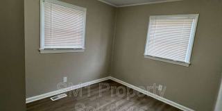 702 Ross Avenue Gallery 6