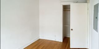1509 West Barry Avenue Gallery 10