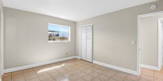 Come see this beautiful 4/2 single family home Gallery 17