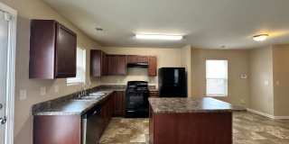 Spacious 3-Bed, 2.5-Bath Home with Garage – Pet-Friendly & Available Now! Spacious 3-Bed, 2.5-Bath Home with Garage – Pet-Friendly & Available Now! Gallery 12