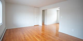 Crestwood Park I Gallery 8