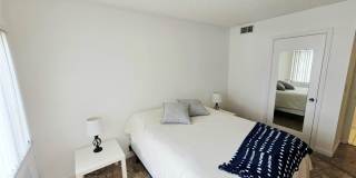 2230 NE 56th Place Gallery 15