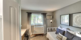 Eagle Creek Apartments Gallery 32