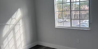 10225 NW 57th Ter Gallery 13