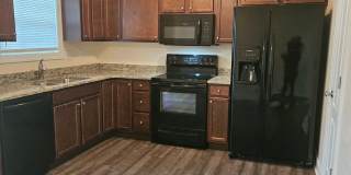 3 Bedroom, 3.5 Bath Townhouse Gallery 1