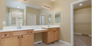 Gorgeous Single Story in a Golf Course Gallery 20