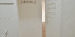 6884 N Kendall Dr Gallery 58