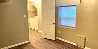 Spacious 3 bed/2 bath - walk to campus! Gallery 7