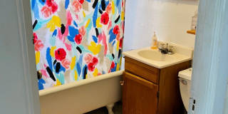 4844 N. Rockwell Apt. Gallery 8