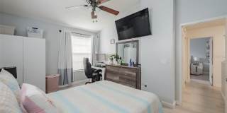 724 KENSINGTON LAKE CIRCLE Gallery 22