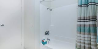 Del Amo Apartment Homes Gallery 26