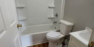 Manhattan 8-Plex Gallery 1