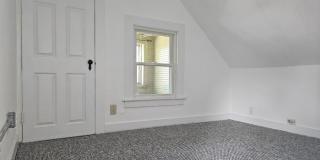 21 Sigourney Street Gallery 12