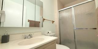 Fully Furnished 4-Bedroom Home in Prime Central Las Vegas Location Gallery 18
