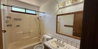 Golf Course- On The Mesa 3 Bedrooms, 2 Bathrooms, New Paint, Gallery 10