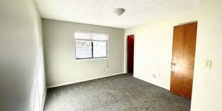 Beautifully updated 3 bedroom 2 bath home in Greeley! Gallery 25