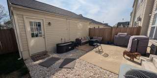 END UNIT STUNNER! Gallery 13