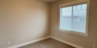 CUSTOM BUILT HOME IN NEWER UPCOMING EAST MEDFORD Gallery 12