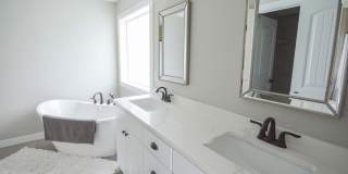 Bright & modern main floor living in newer home! Gallery 13