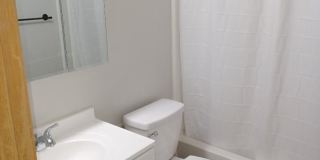2 Bedroom Apartment off Wanamaker 2 Bedroom Apartment off Wanamaker Gallery 1