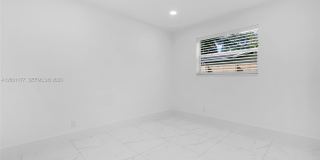 810 SW 14th Ct Gallery 16