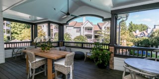 Highland Square Gallery 24