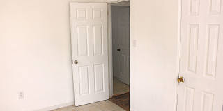 Lovely 3-bedroom 1 bath home for rent Gallery 13