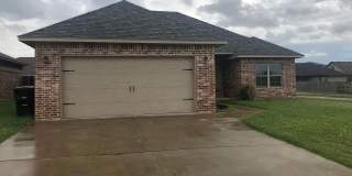For Lease - Comfortable and Convenient Living Gallery 1