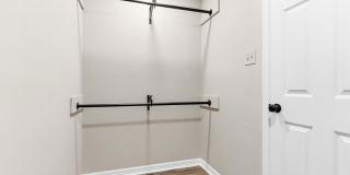 445 Longmeadow St Gallery 33