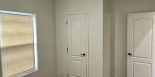 42608 N 6TH Avenue Gallery 19